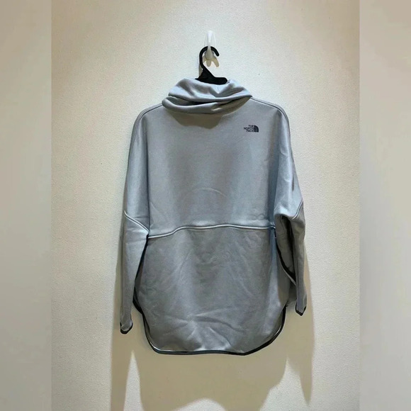 The North Face Women's Canyon Flats Fleece Poncho High Rise Gray Size S/M NWT - Picture 3 of 12